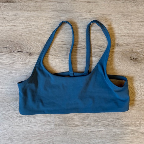Vuori Yosemite sports bra - Picture 2 of 3